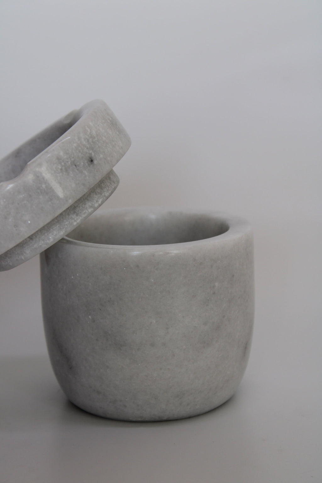 Gray Marble Ashtray With hopper and lid Model large size
