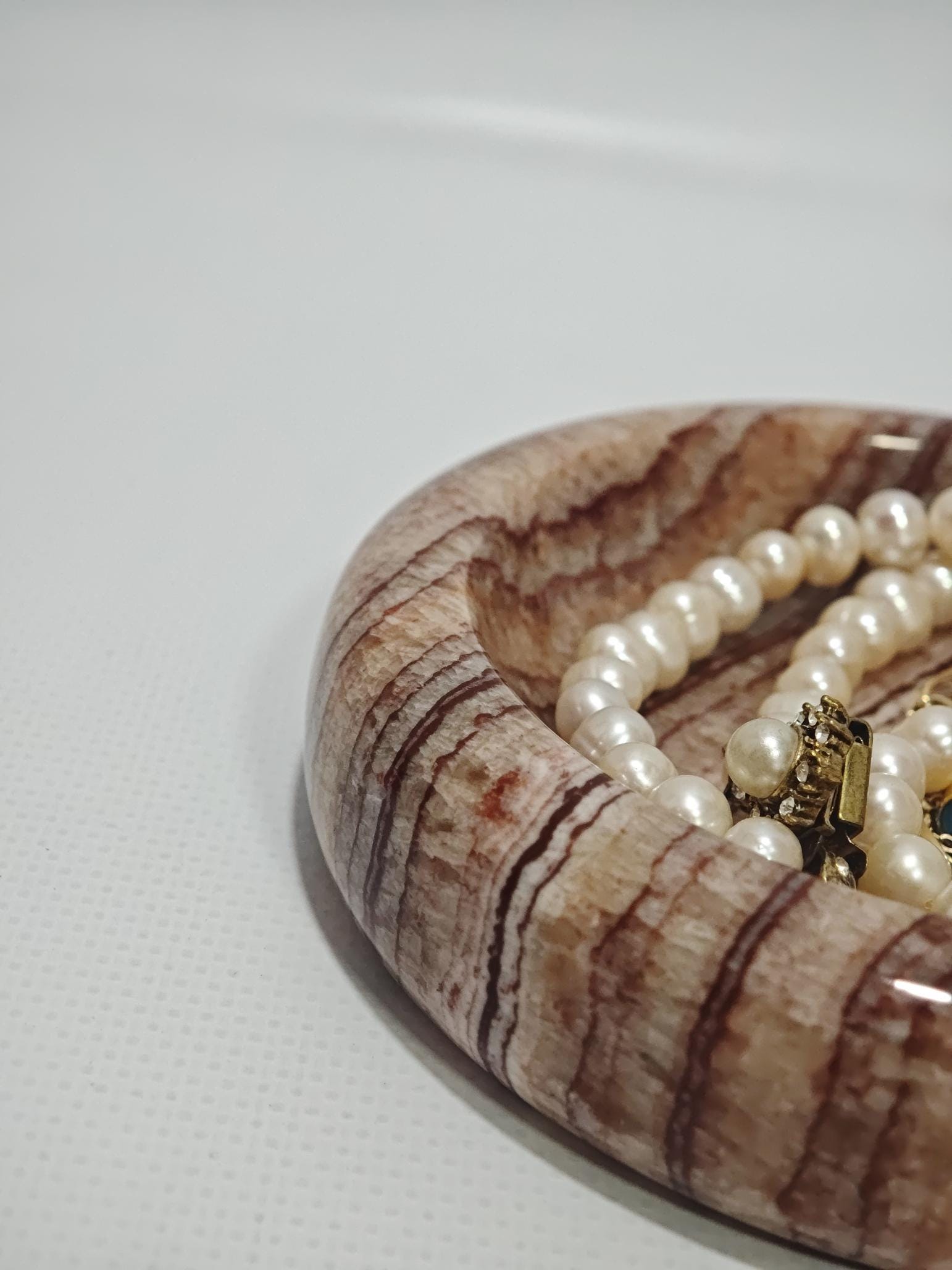 Red Onyx Stone catch-all, ring holder handmade product, POLİSHED