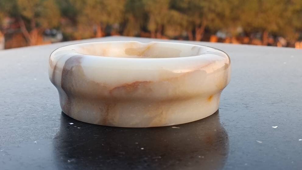 Handmade Calacatta Viola Marble Ashtray