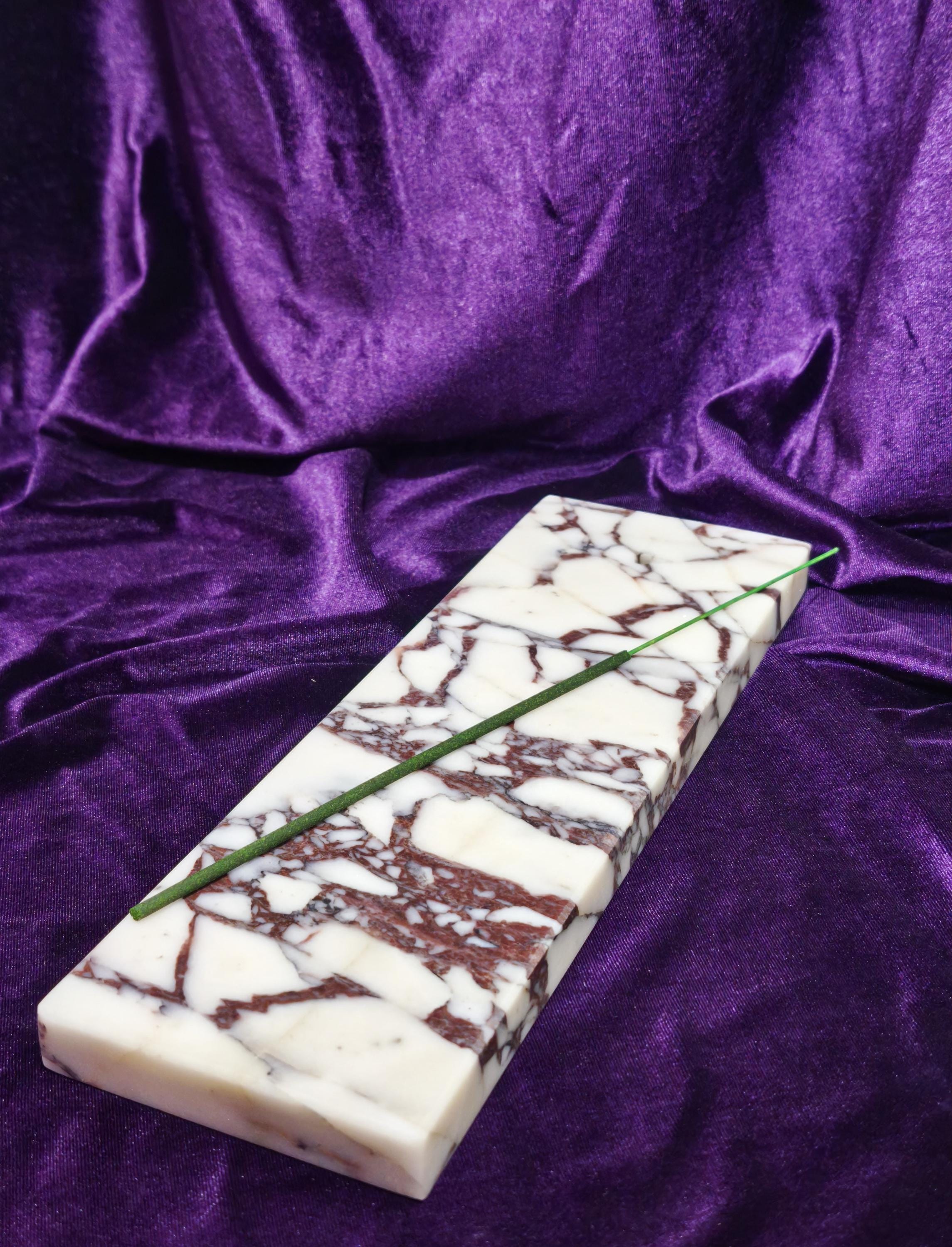 Timeless Elegance: Custom Calacatta Viola Marble Incense Holder