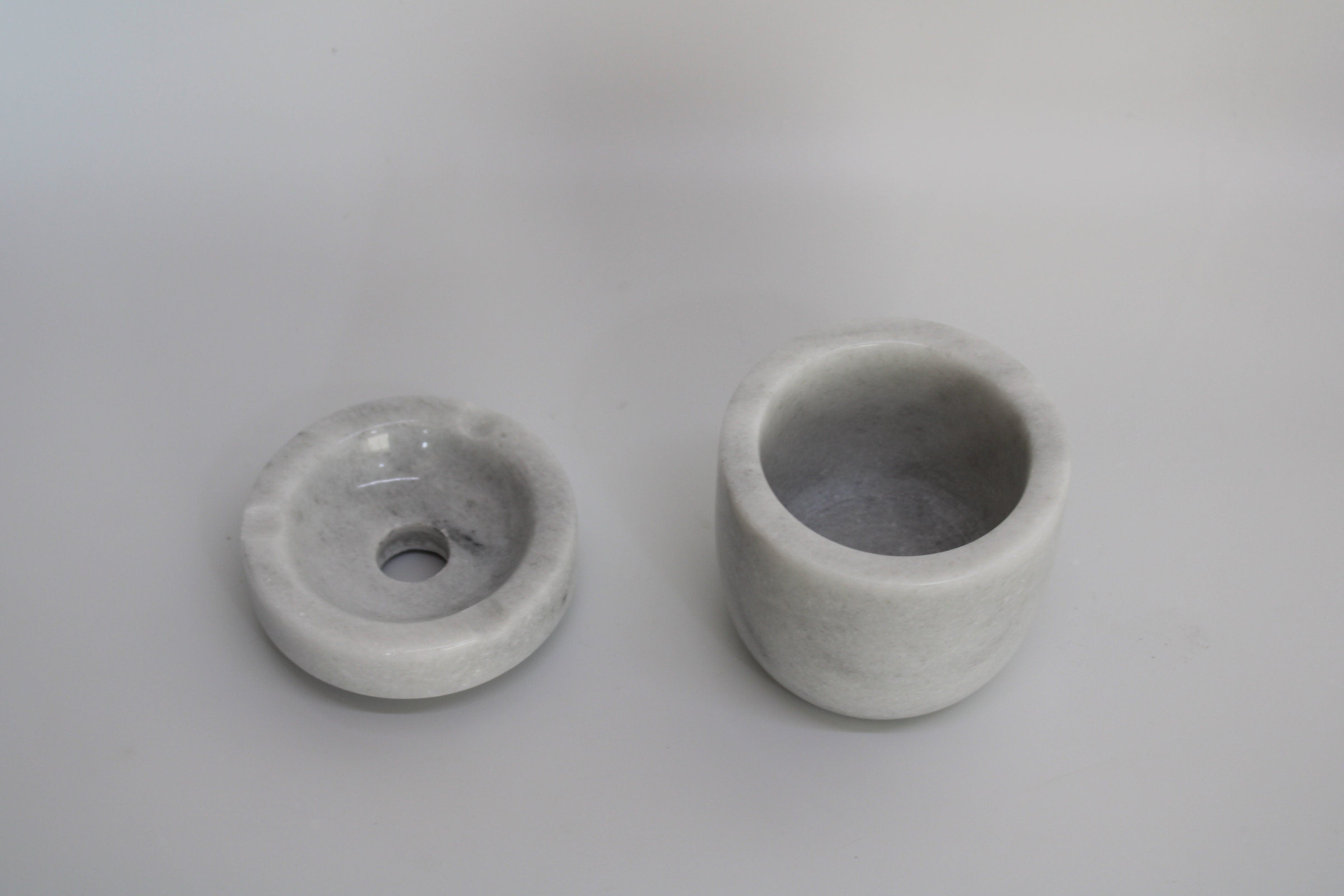 Gray Marble Ashtray With hopper and lid Model large size