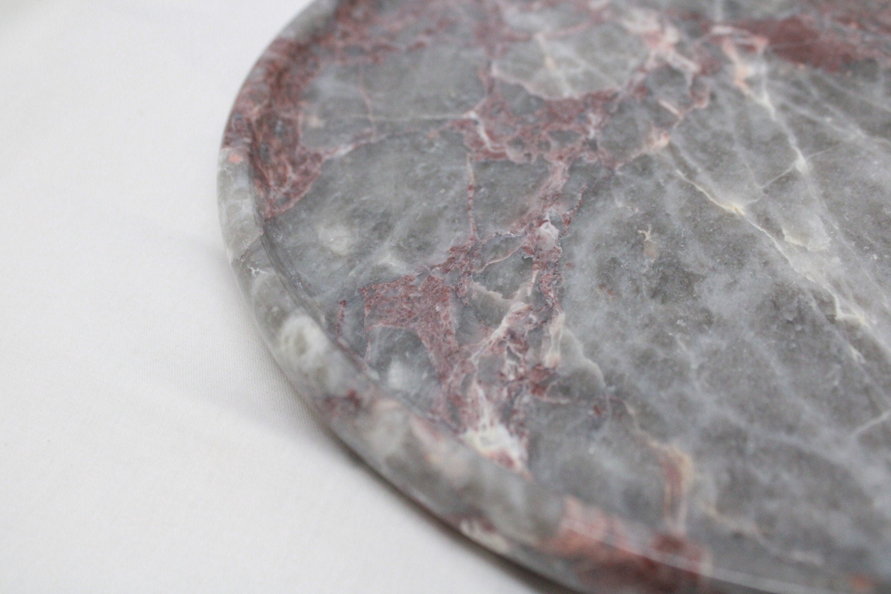 Handmade Marble Decorative Plate: Real Stone Presentation
