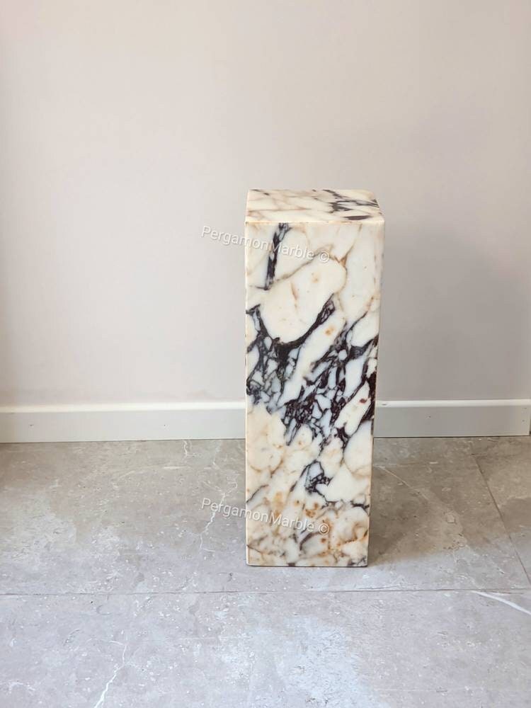 Handmade Calacatta Viola Marble Plinth: Cube Side Table