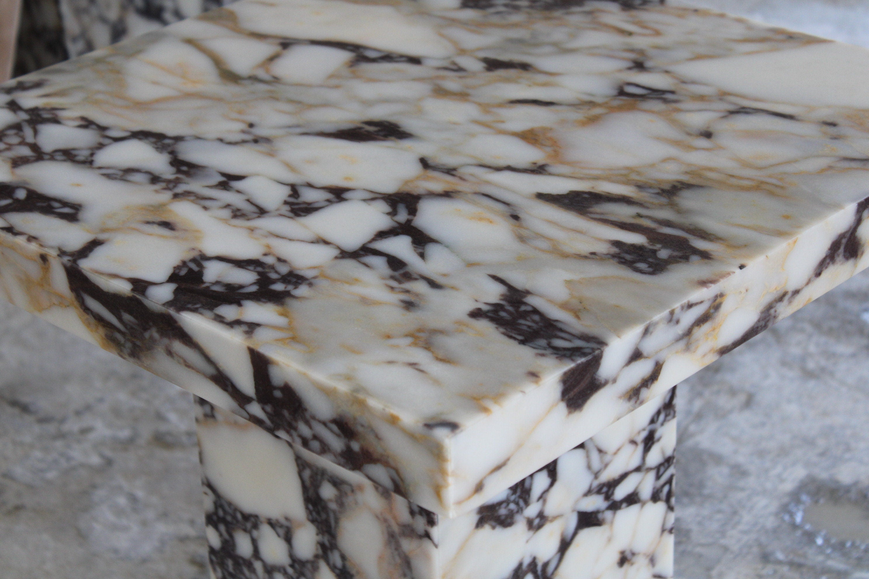 Calacatta Viola Marble Dining Table: Small Breakfast Table