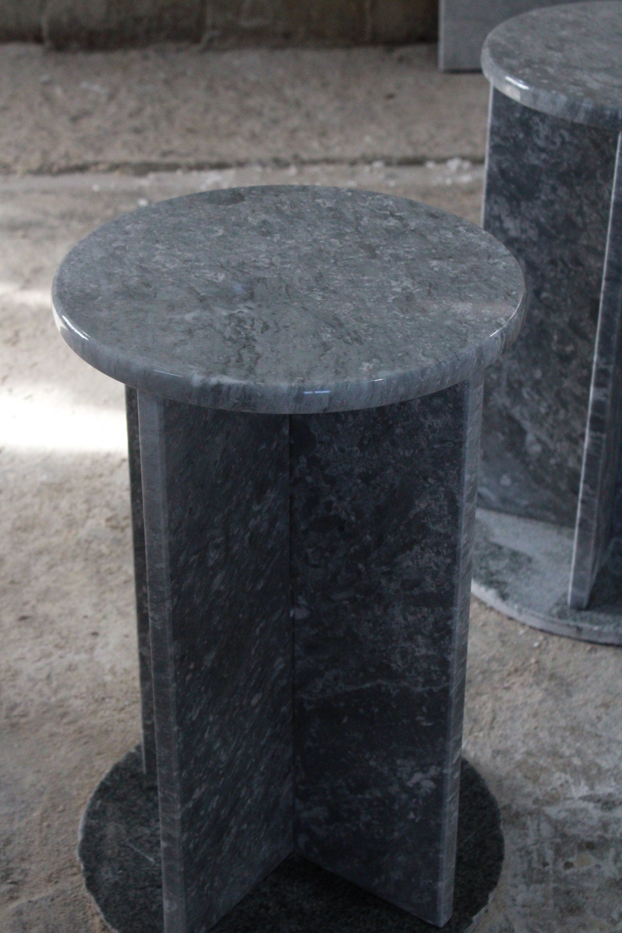 Handmade Gray Marble Side Table: Modern Nightstand (35/30x55cm)