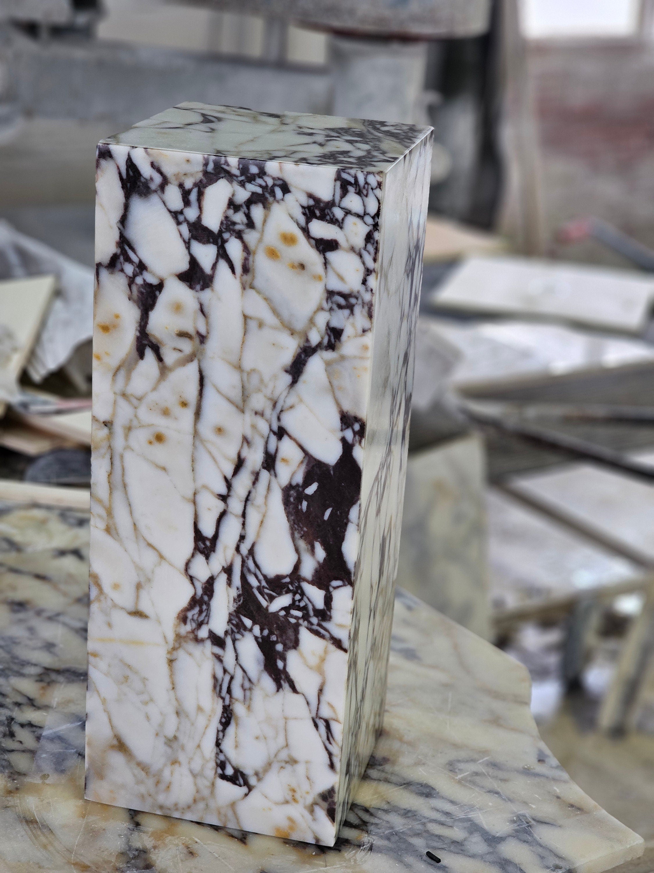 Handmade Calacatta Viola Marble Plinth: Cube Side Table
